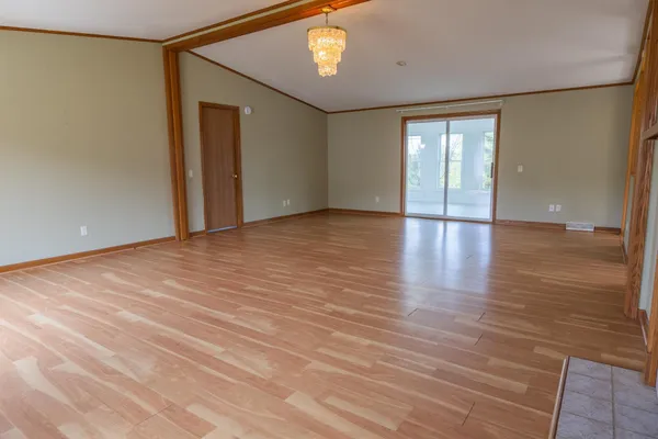 $284,999 | 327 Parkside Drive, Preston, MN 55965