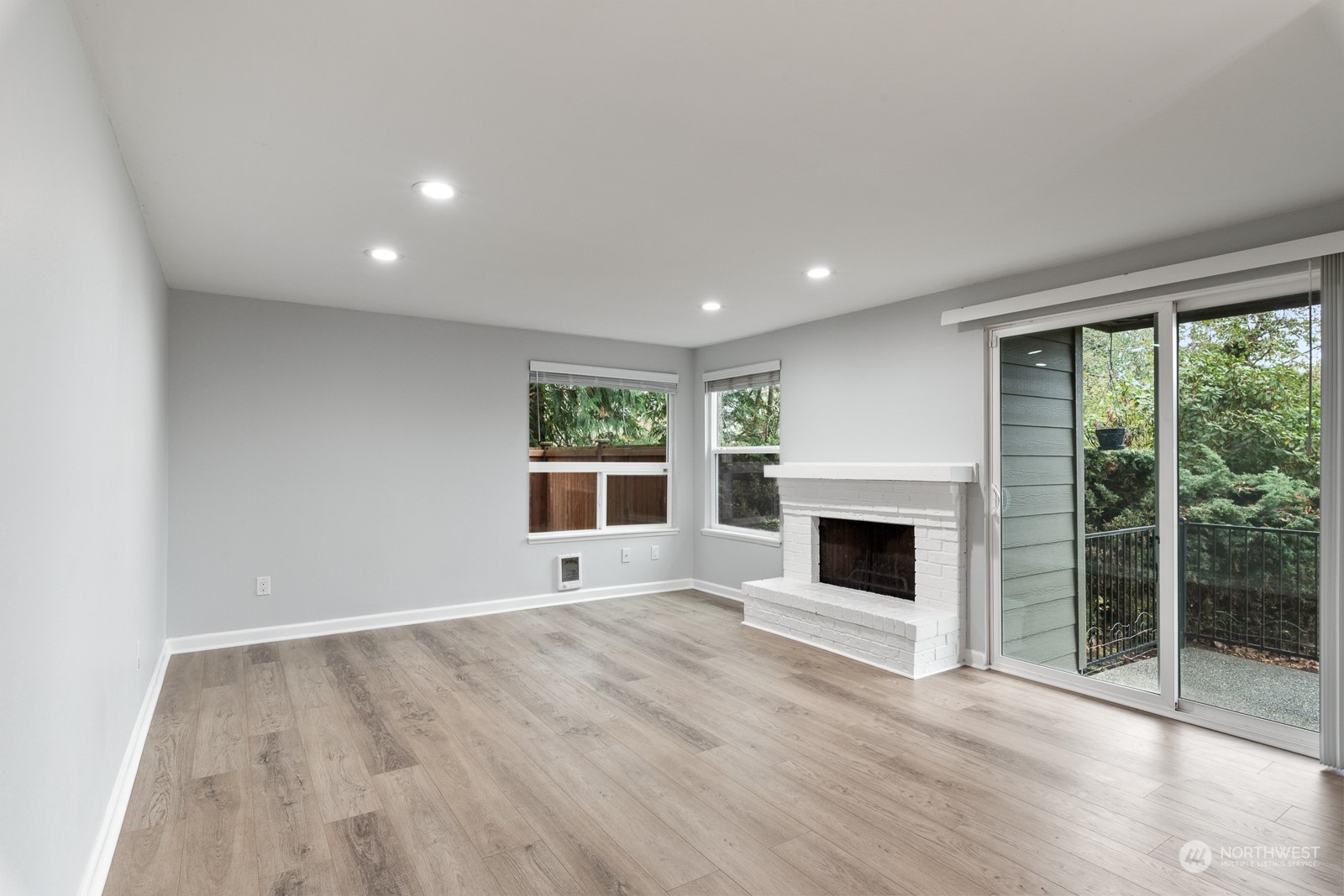 820 Cady Road, Unit G101 Everett, WA 98203 - Photo 3 of 20 Gallery Image 3