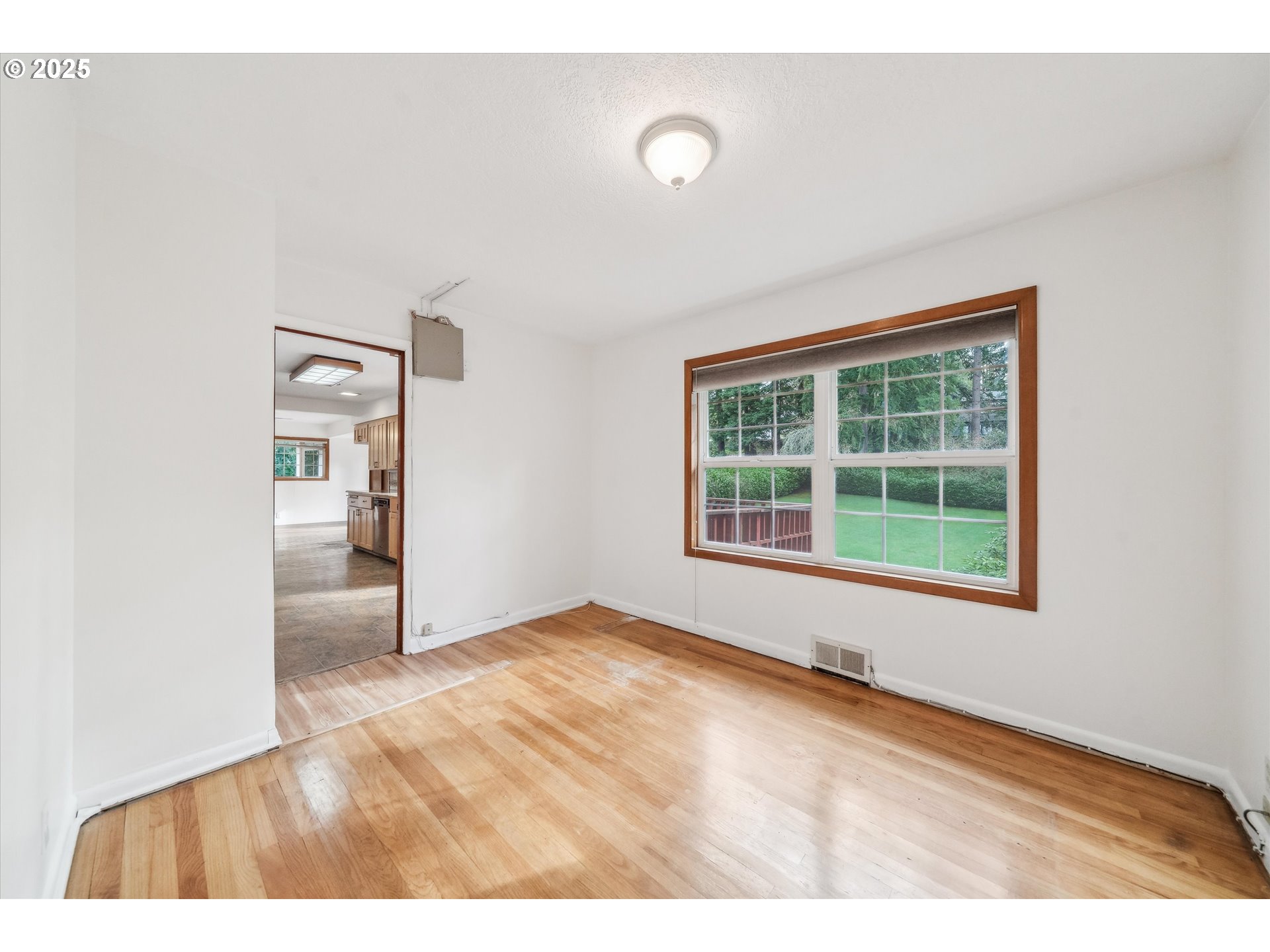 3090 Southwest Grace Lane Portland, OR 97225 - Photo 15 of 48 Gallery Image 15