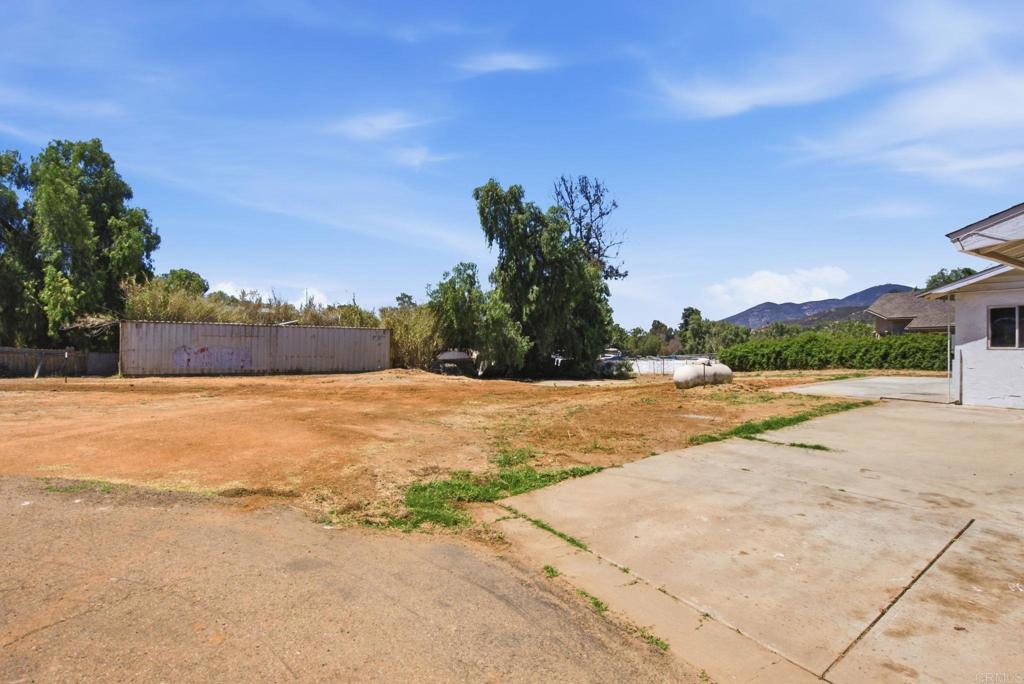 14037 Proctor Valley Road Jamul, CA 91935 - Photo 30 of 34