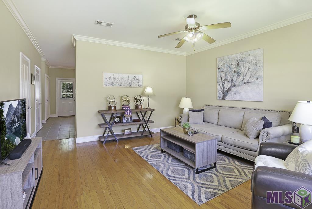 2128 Cypress Hall Alley Baton Rouge, LA 70820 - Photo 4 of 25