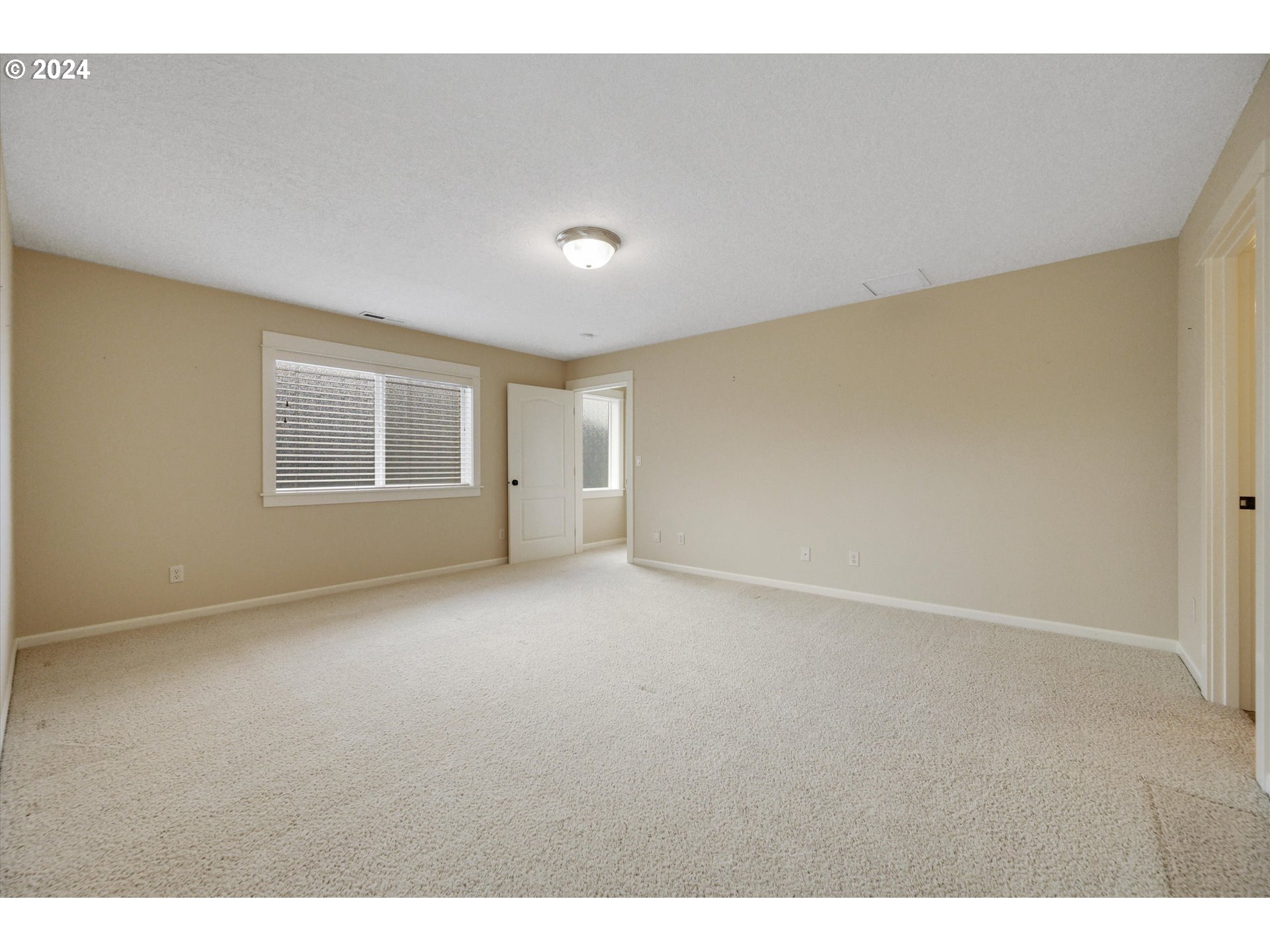 2078 Southeast Rhododendron Avenue Dallas, OR 97338 - Photo 28 of 34 Gallery Image 28