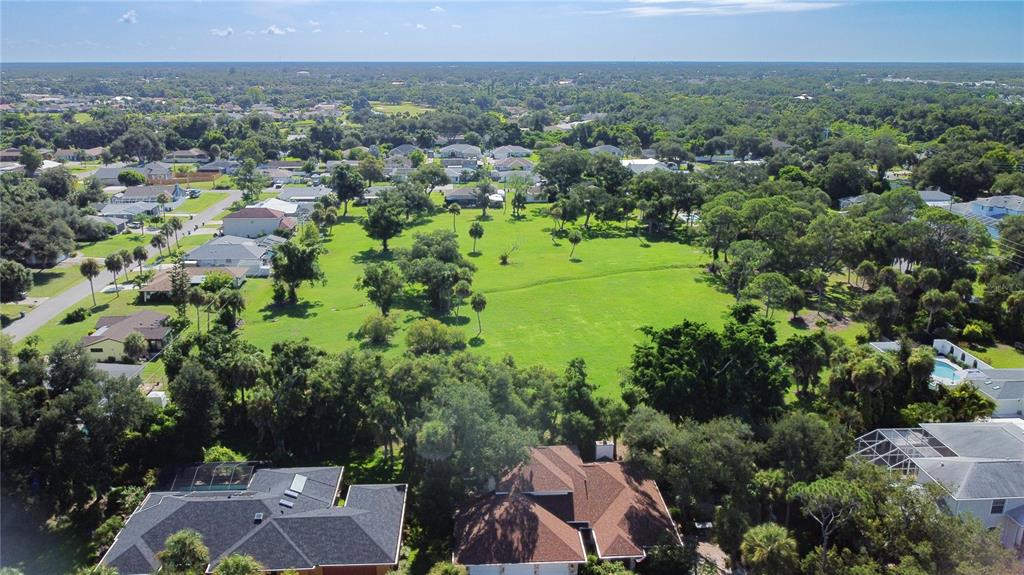 3207 Valencia Road Venice, FL 34293 - Photo 36 of 55 Gallery Image 36