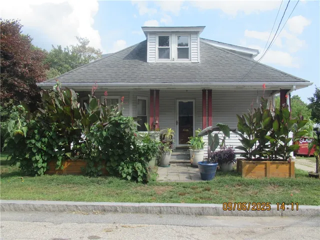 $410,000 | 64 Fairfield Avenue, Woonsocket, RI 02895