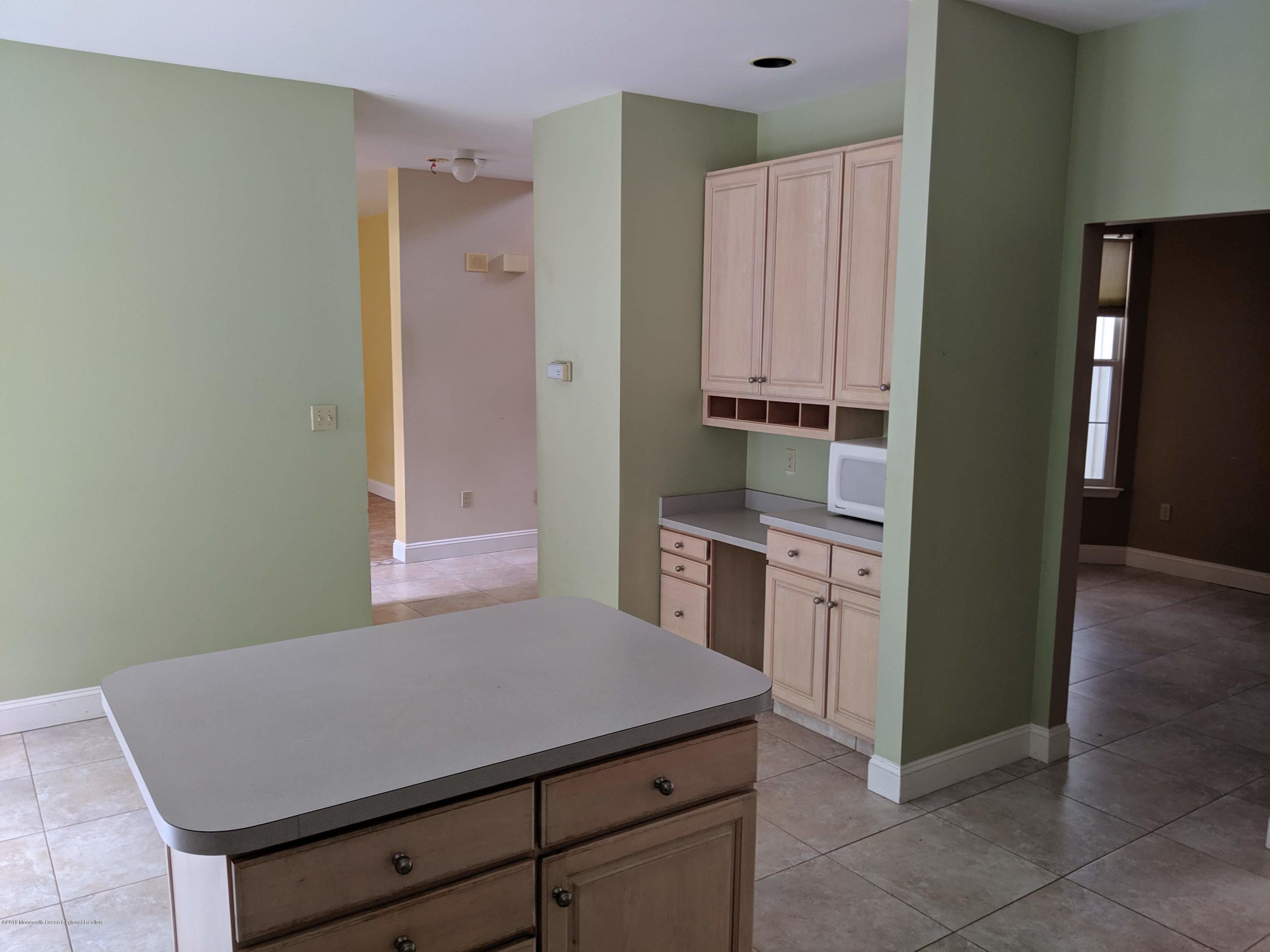 15 Raleigh Pass Colts Neck, NJ 07722 - Photo 12 of 30 IMG_20190619_112211