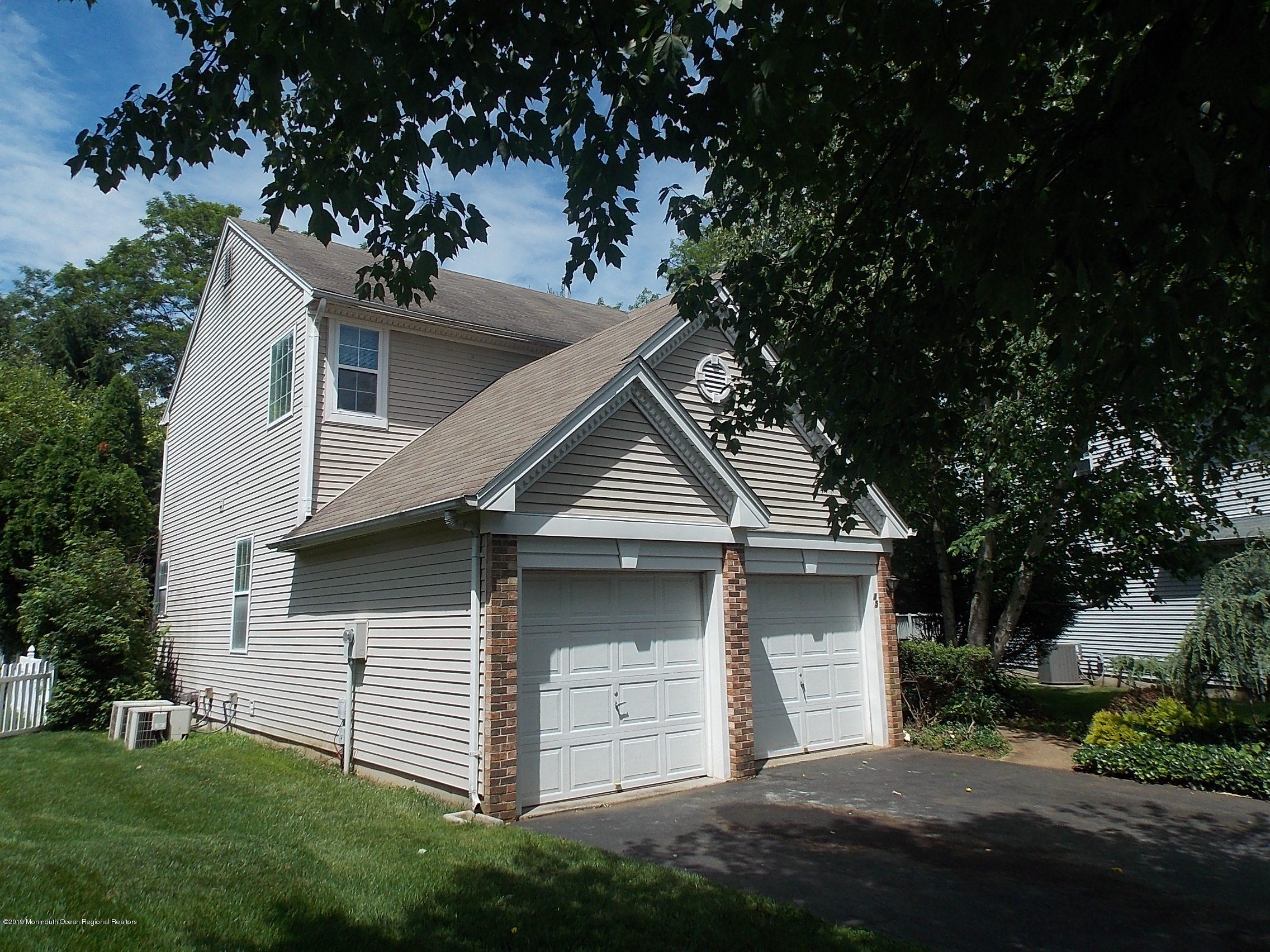15 Raleigh Pass Colts Neck, NJ 07722 - Photo 2 of 30 DSCN0084