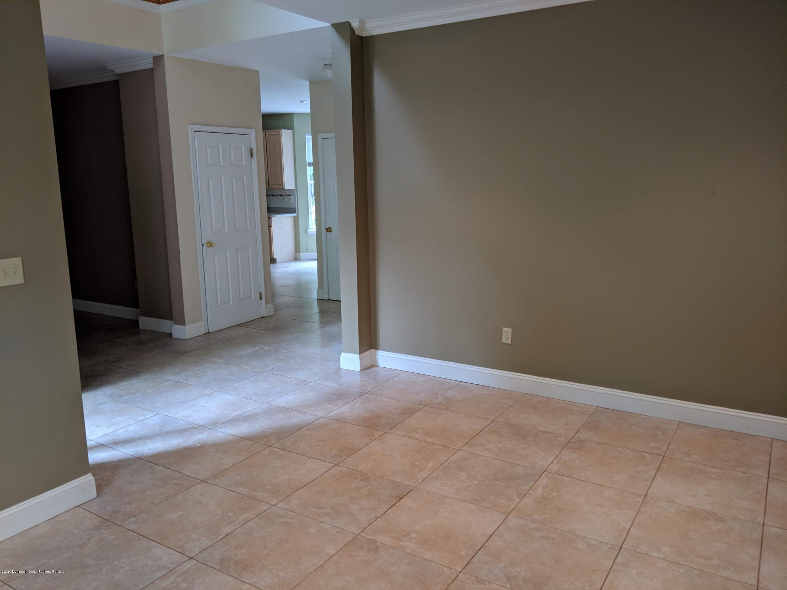 15 Raleigh Pass Colts Neck, NJ 07722 - Photo 8 of 30 IMG_20190619_111607