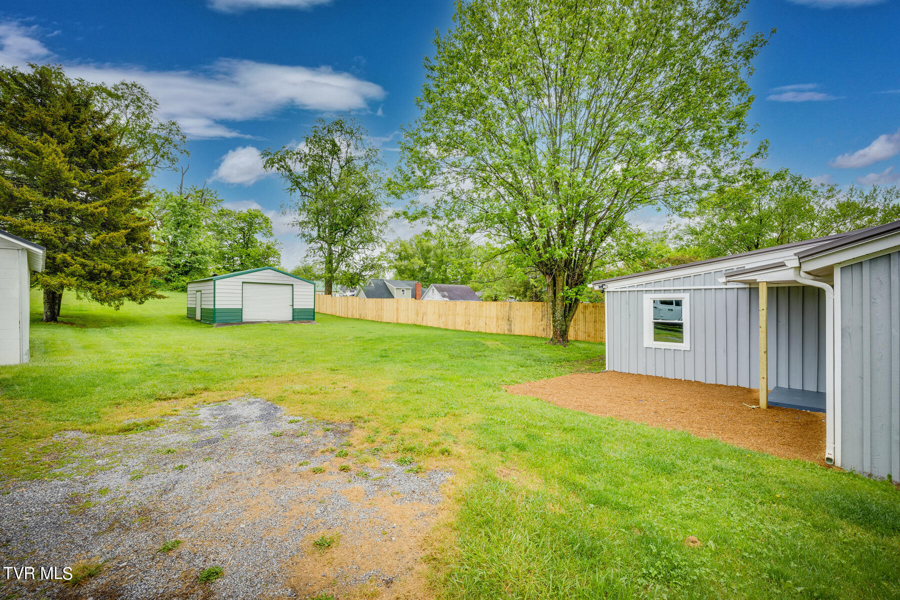 409 Grace Street Glade Spring, VA 24340 - Photo 22 of 23 033
