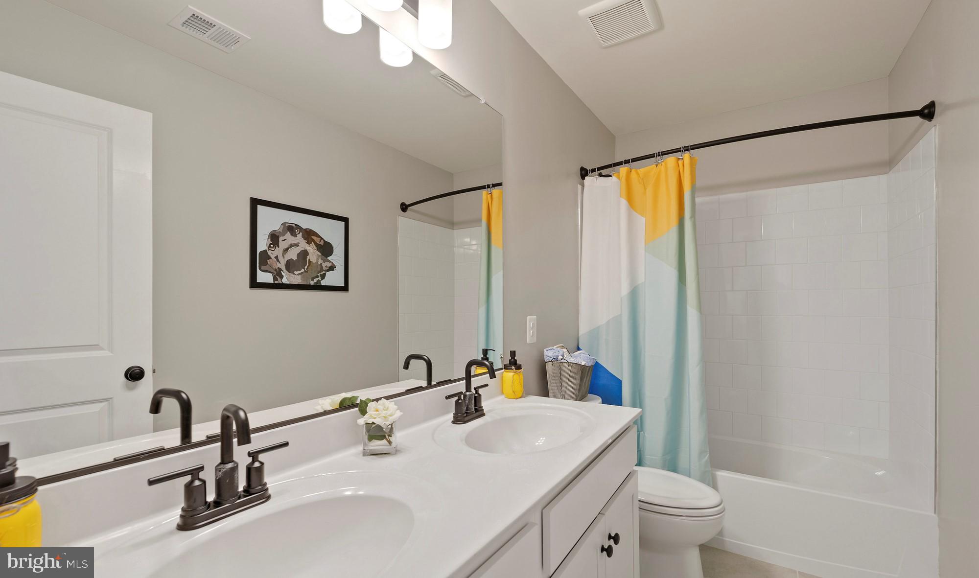 106 (site 73) Perdiz Road Hedgesville, WV 25427 - Photo 15 of 30 Model Home Hall Bathroom