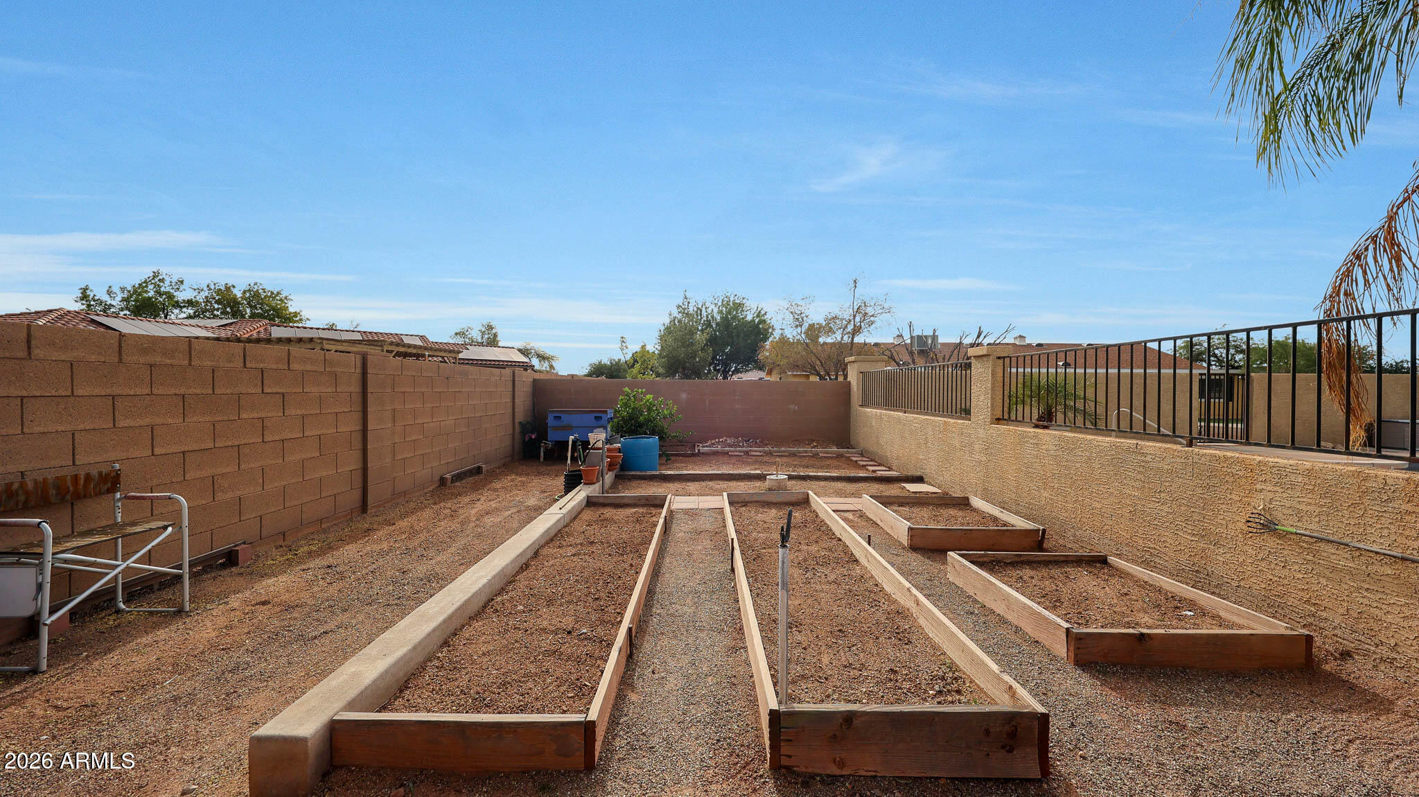 8120 West Williams Road Peoria, AZ 85383 - Photo 42 of 46 a view of roof with sitting area