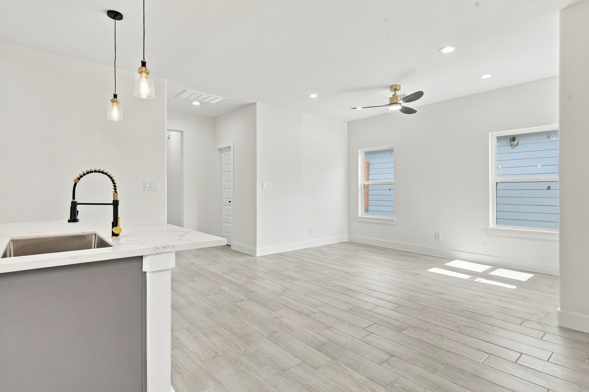 8707 Westcott Road, Unit A B Houston, TX 77016 - Photo 23 of 39 Gallery Image 23
