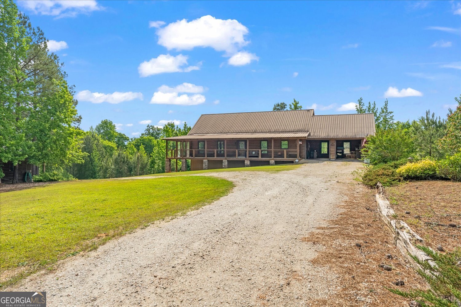 299 Hunting Club Road Southwest Crawfordville, GA 30631 - Photo 2 of 45