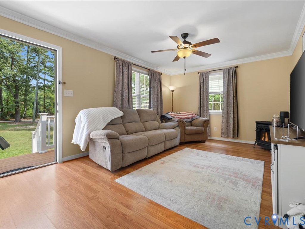 10121 Hickory Road Petersburg, VA 23803 - Photo 3 of 18 Gallery Image 3