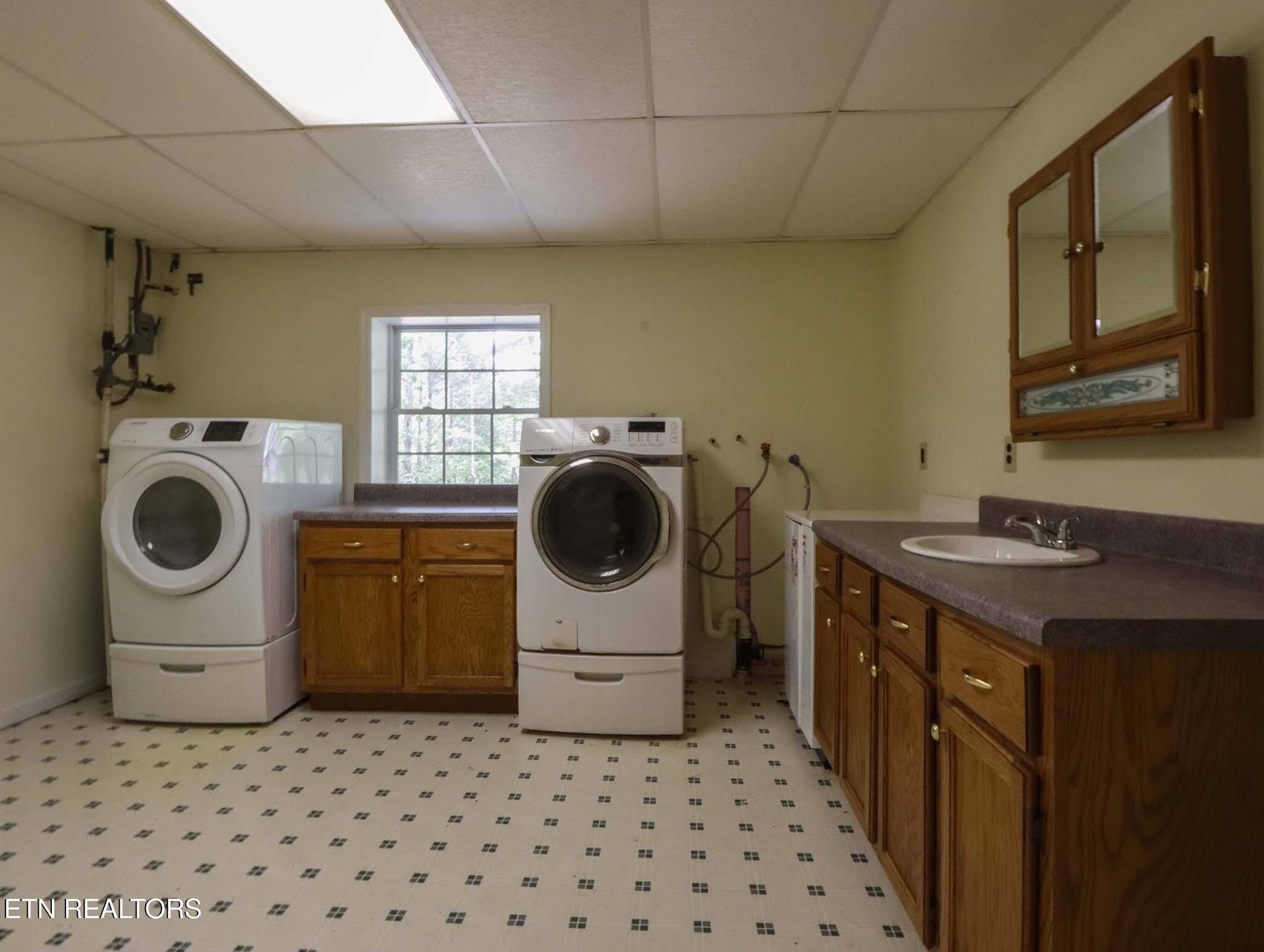 805 Punkton Road Del Rio, TN 37727 - Photo 23 of 53 Second Bath