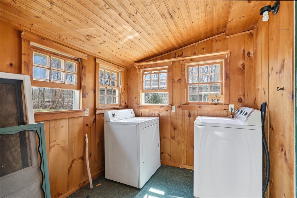 240 Upper Road Deerfield, MA 01342 - Photo 21 of 42