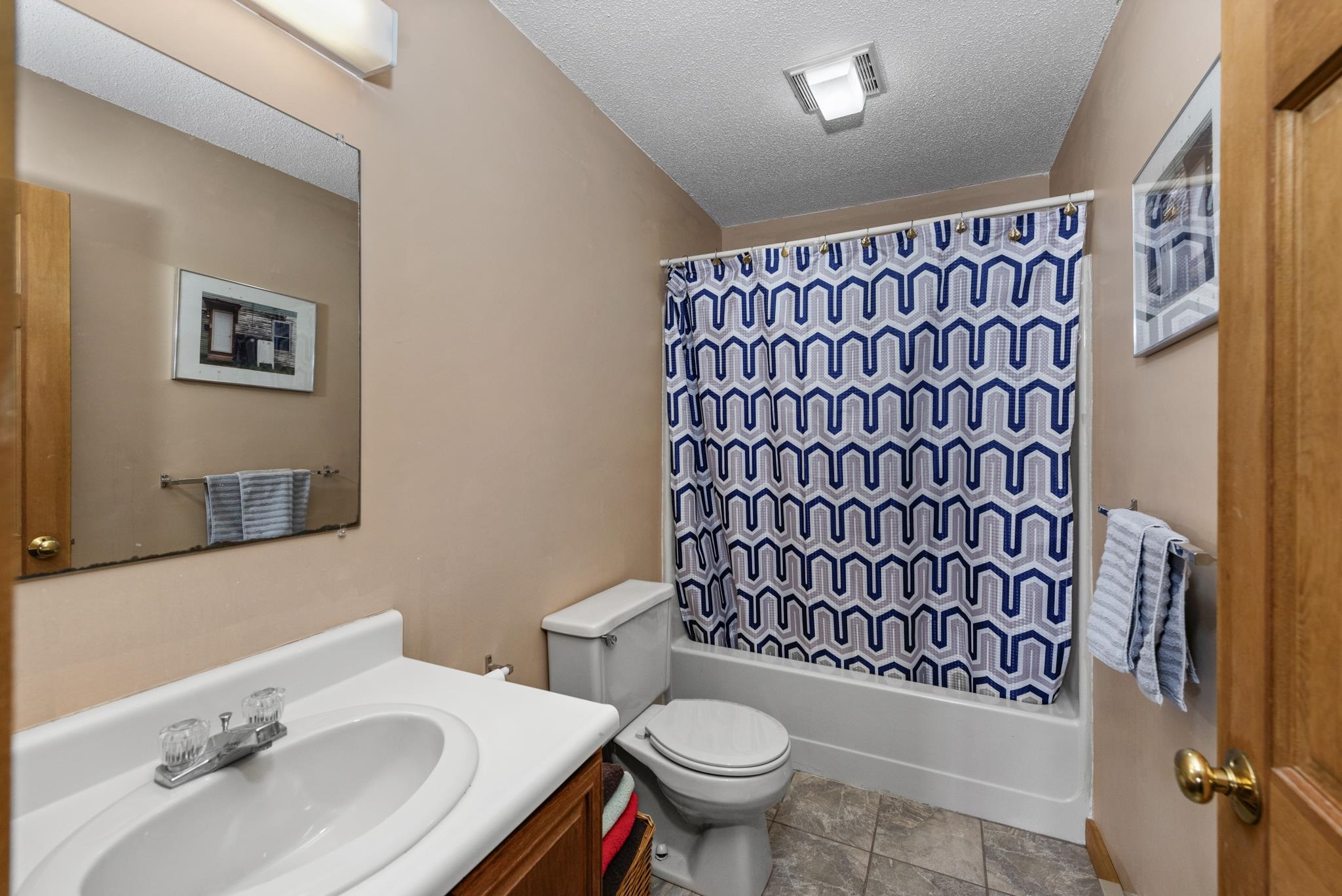 6 Notchview Lane, Unit 2 Lincoln, NH 03251 - Photo 22 of 27