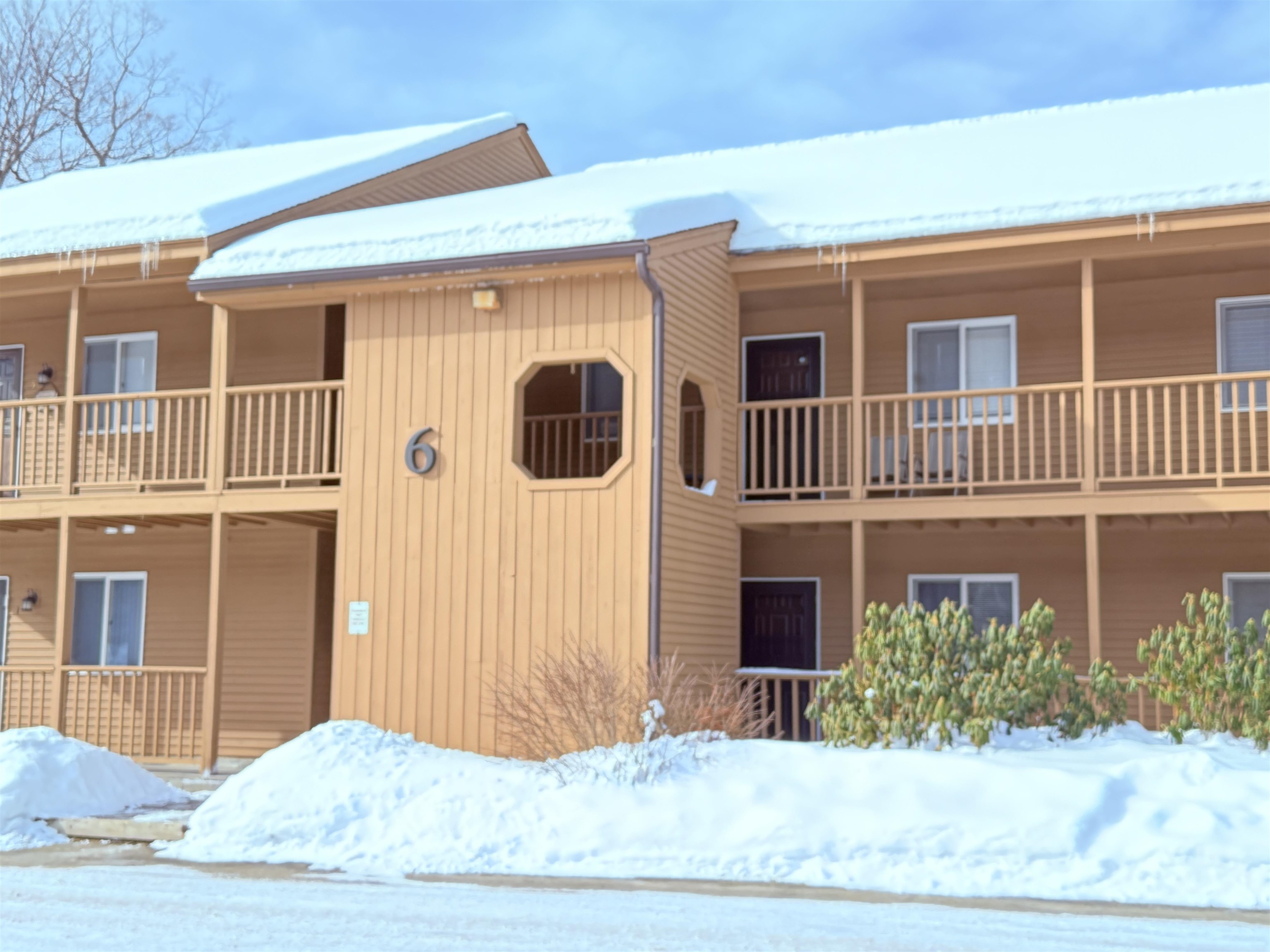 6 Notchview Lane, Unit 2 Lincoln, NH 03251 - Photo 3 of 27