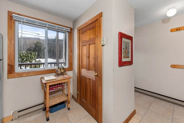 $299,000 | 6 Notchview Lane, Unit 2, Lincoln, NH 03251