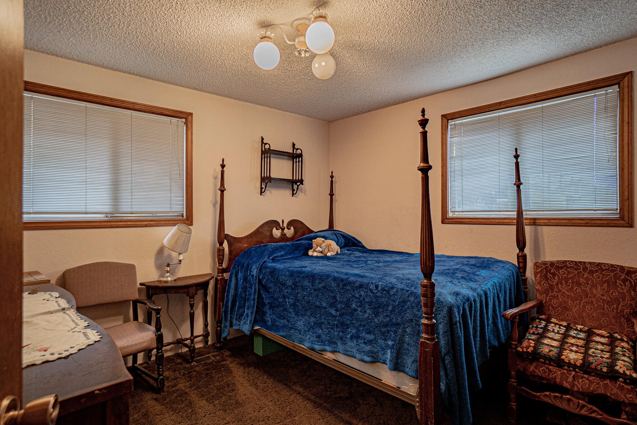 5275 Gebhard Road Central Point, OR 97502 - Photo 12 of 22 DSC04142-HDR