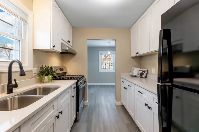 $365,000 | 1616 Wilcox Street, Crest Hill, IL 60403