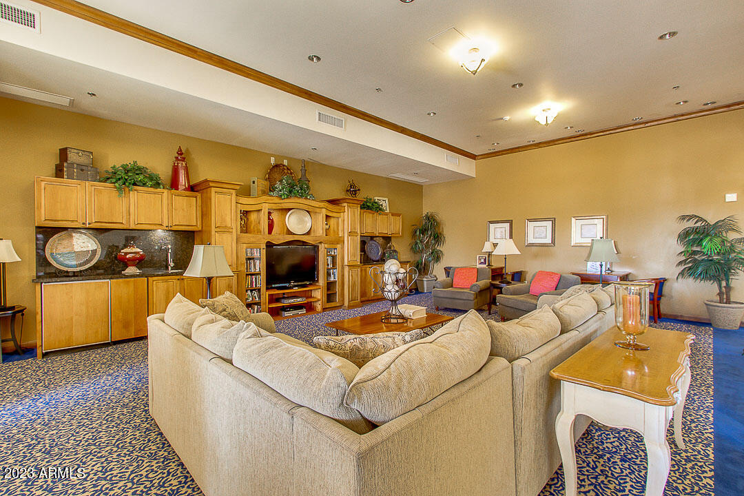 41817 West Cribbage Road Maricopa, AZ 85138 - Photo 51 of 63 18 Lounge area