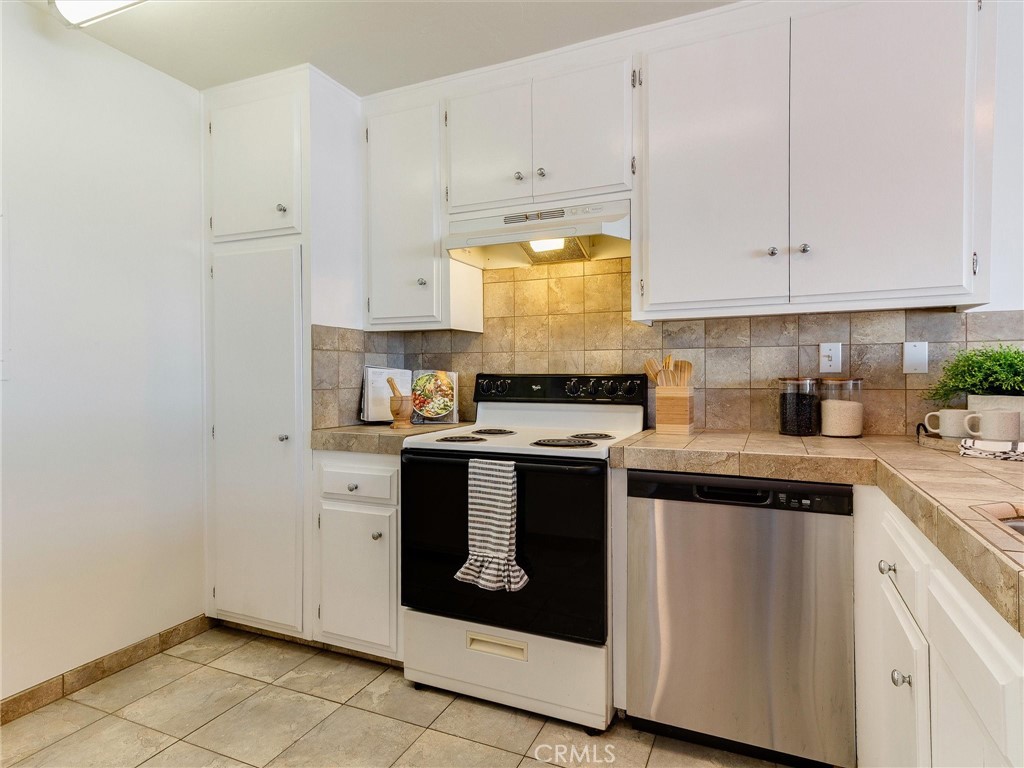 1187 East 3rd Street Long Beach, CA 90802 - Photo 15 of 23