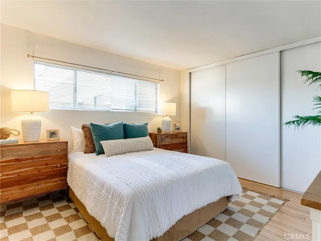 $375,000 | 1187 East 3rd Street, Long Beach, CA 90802