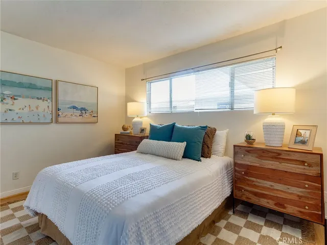 $375,000 | 1187 East 3rd Street, Long Beach, CA 90802