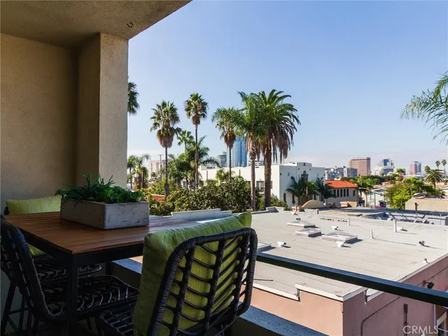 $375,000 | 1187 East 3rd Street, Long Beach, CA 90802