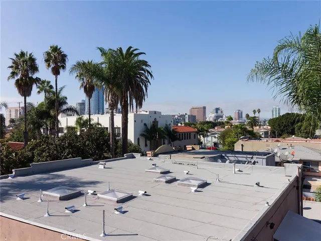 $375,000 | 1187 East 3rd Street, Long Beach, CA 90802