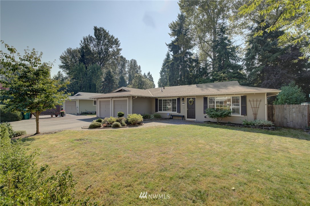 10833 Northeast 149th Street Bothell, WA 98011 - Photo 2 of 25 Gallery Image 2
