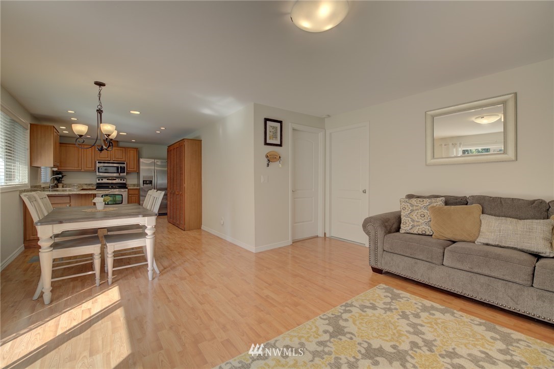 10833 Northeast 149th Street Bothell, WA 98011 - Photo 13 of 25 Gallery Image 13