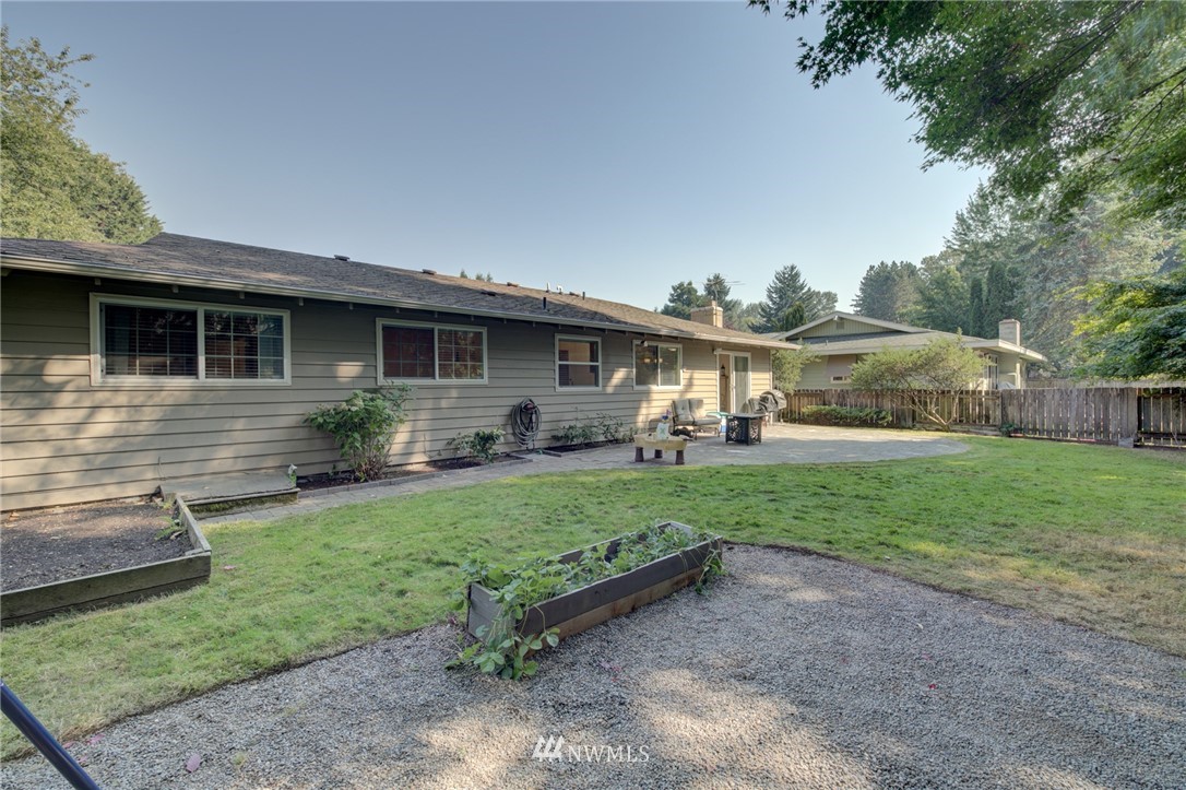 10833 Northeast 149th Street Bothell, WA 98011 - Photo 25 of 25 Gallery Image 25