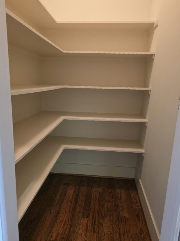 4109 Allen Street Houston, TX 77007 - Photo 18 of 42 Large walk-in pantry allows for plenty of room for storage.