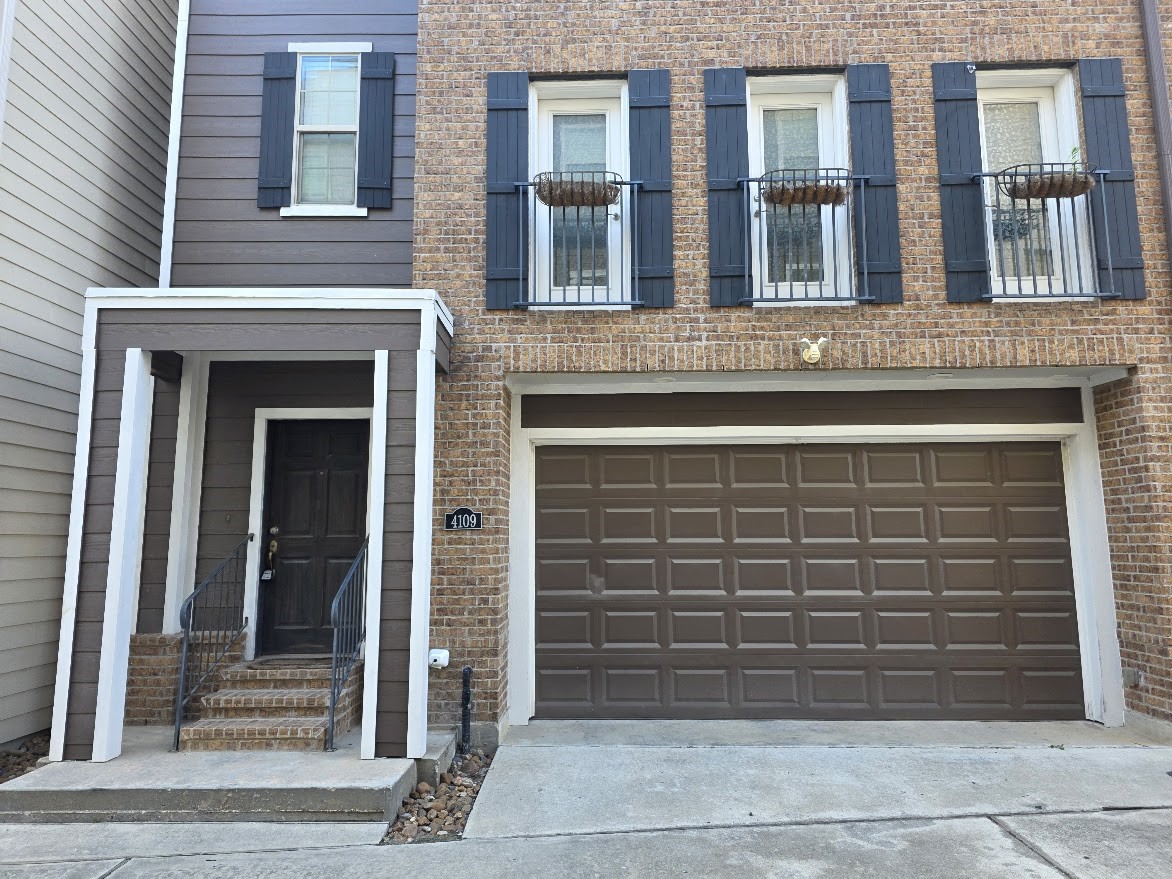 4109 Allen Street Houston, TX 77007 - Photo 2 of 42 Front view of 4109 Allen St.