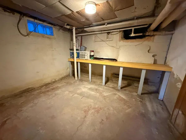 $144,900 | 240 Kneale Avenue North, Thief River Falls, MN 56701