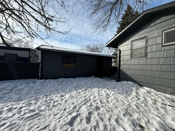 $144,900 | 240 Kneale Avenue North, Thief River Falls, MN 56701