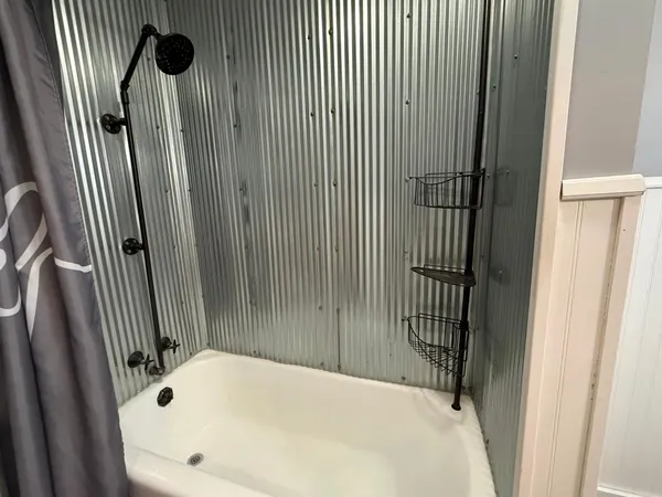 $144,900 | 240 Kneale Avenue North, Thief River Falls, MN 56701