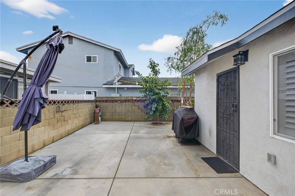 910 East Meadbrook Street Carson, CA 90746 - Photo 38 of 39 a view of entryway with workspace