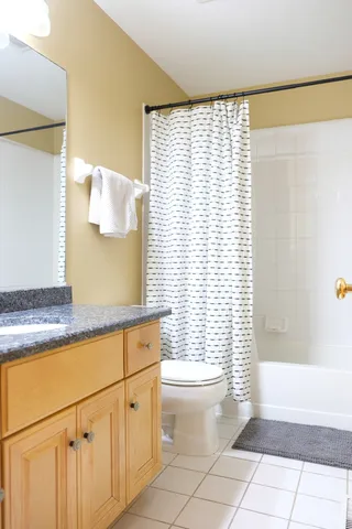 $565,000 | 3408 Parliament Lane, Naperville, IL 60564