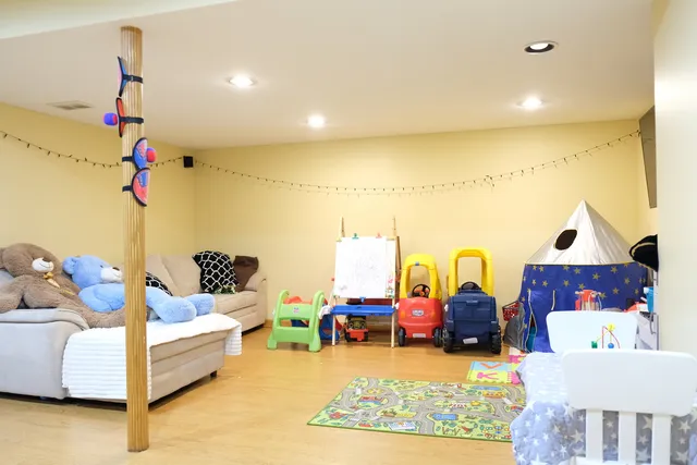 $565,000 | 3408 Parliament Lane, Naperville, IL 60564