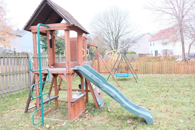 $565,000 | 3408 Parliament Lane, Naperville, IL 60564