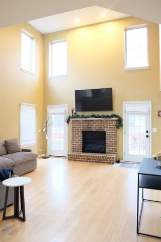 $565,000 | 3408 Parliament Lane, Naperville, IL 60564