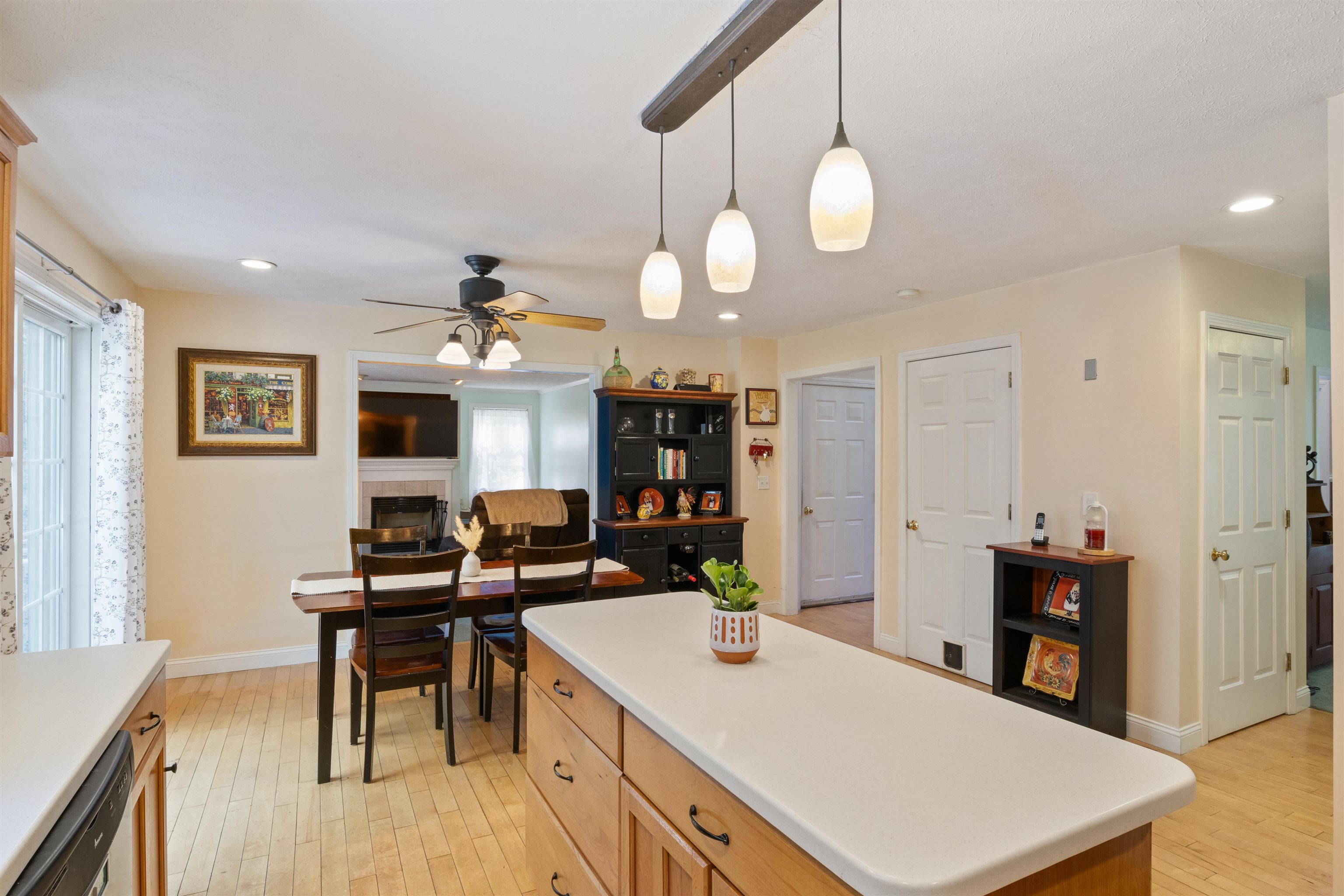 127 Glen Hill Road Dover, NH 03820 - Photo 7 of 33 Gallery Image 7