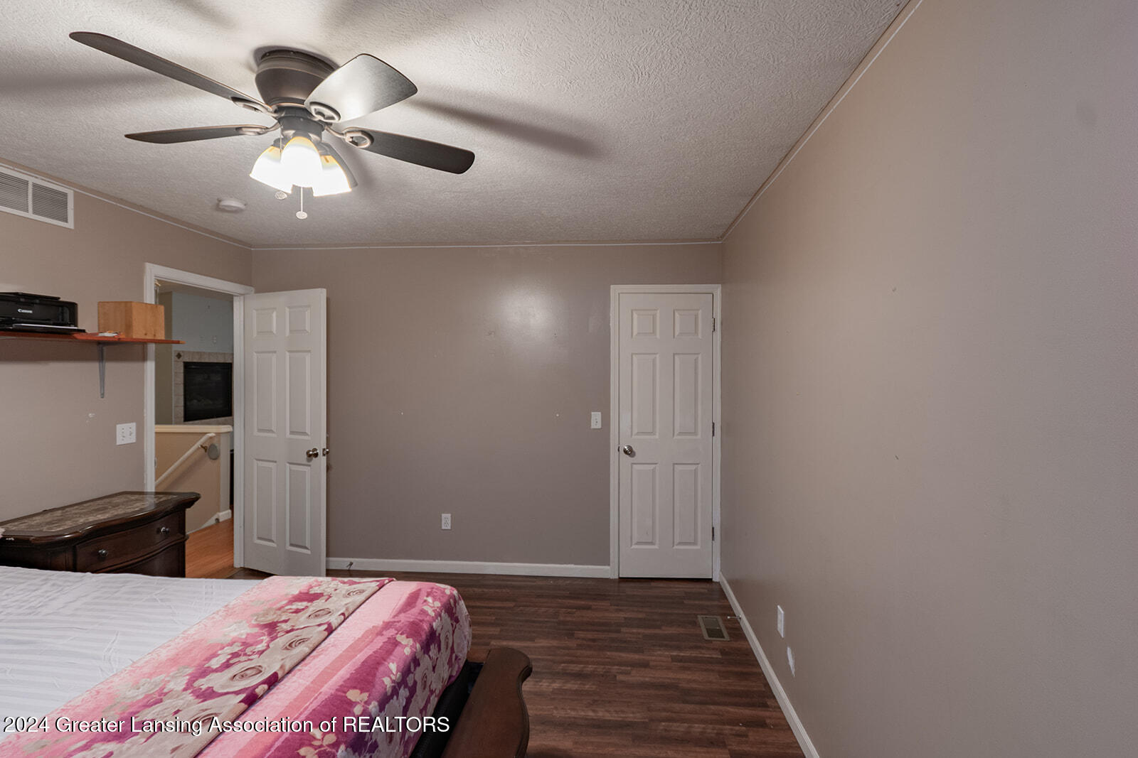 2821 West Jolly Road Lansing, MI 48911 - Photo 25 of 32 2821 W Jolly Rd -025