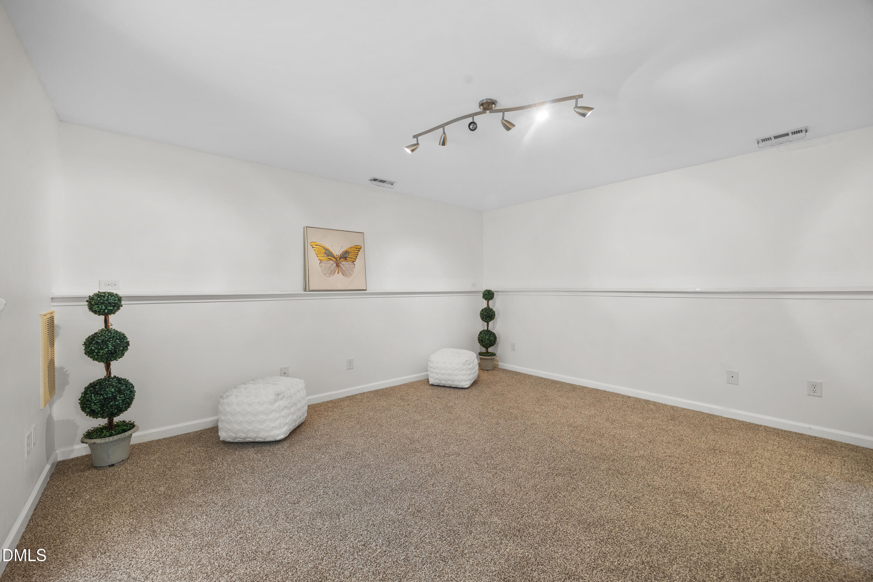 628 Oleander Road Raleigh, NC 27603 - Photo 20 of 33 Downstairs living 2