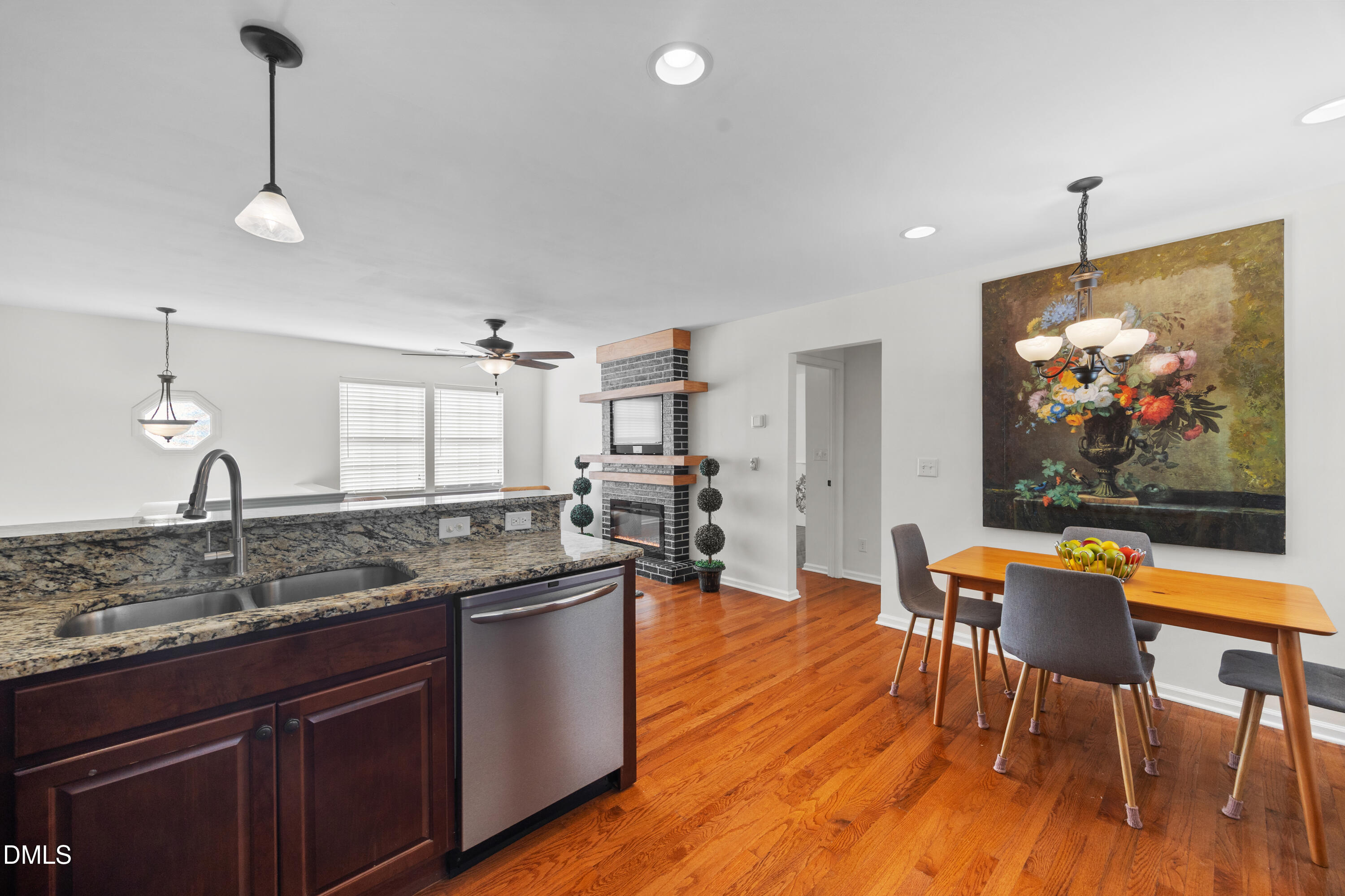 628 Oleander Road Raleigh, NC 27603 - Photo 3 of 33 Kitchen 3
