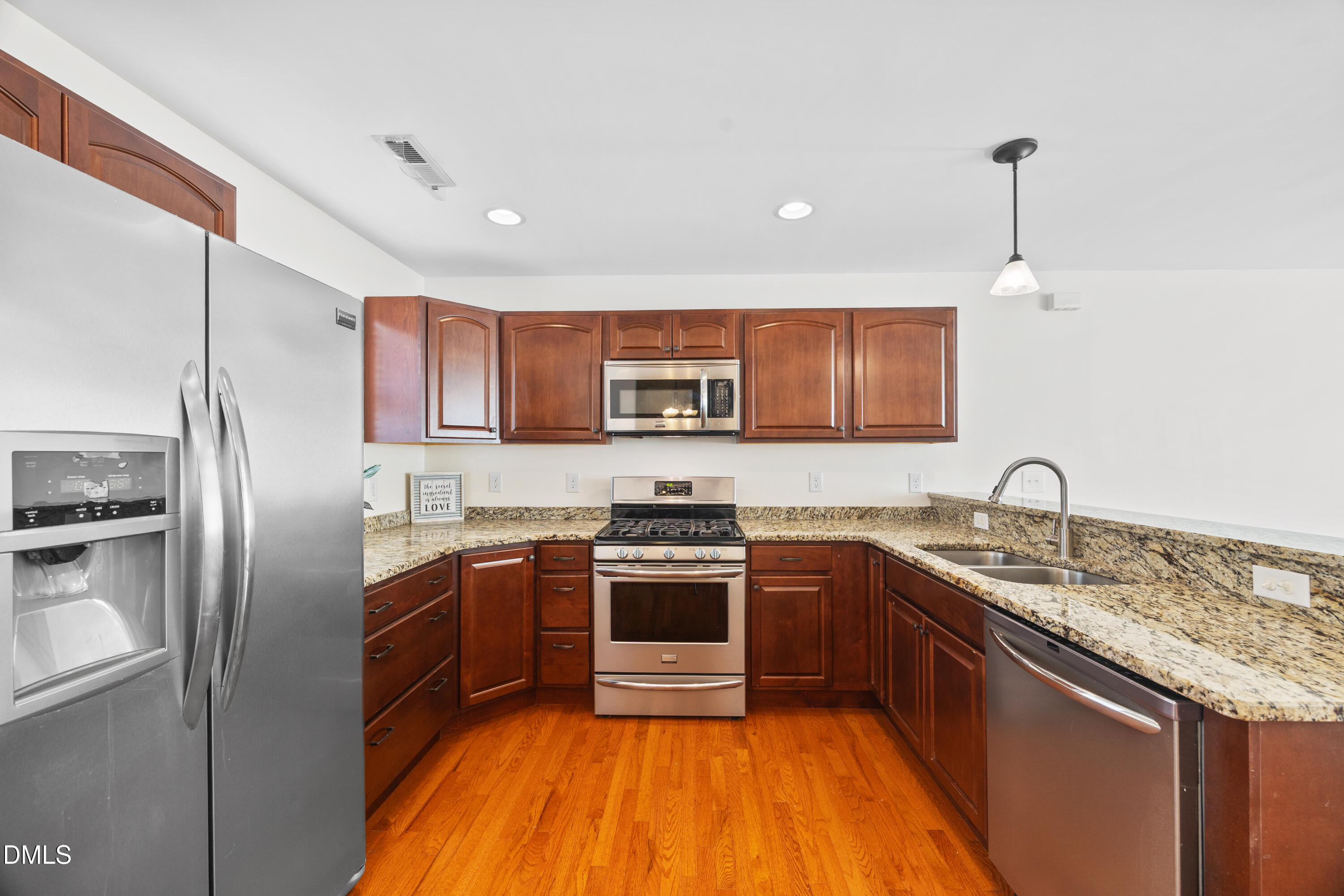 628 Oleander Road Raleigh, NC 27603 - Photo 5 of 33 Kitchen 5