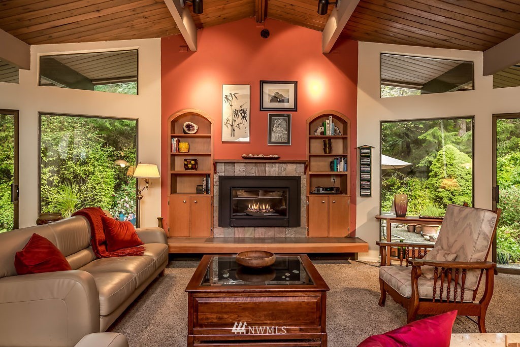 104 North Pheasant Run Road Coupeville, WA 98239 - Photo 4 of 25 Gallery Image 4