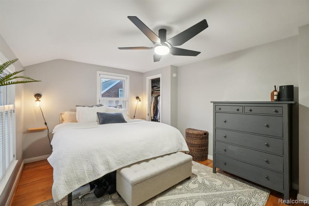 1039 Hawthorne Road Grosse Pointe Woods, MI 48236 - Photo 27 of 63